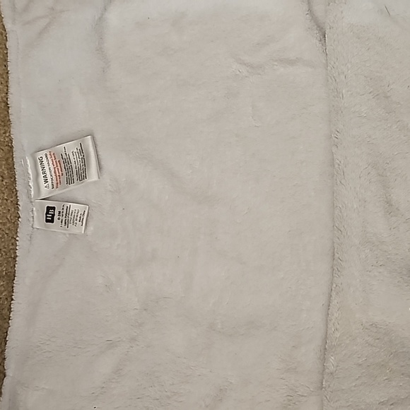 Star and unicorn 🦄  Swaddle with velcro. - Picture 3 of 6